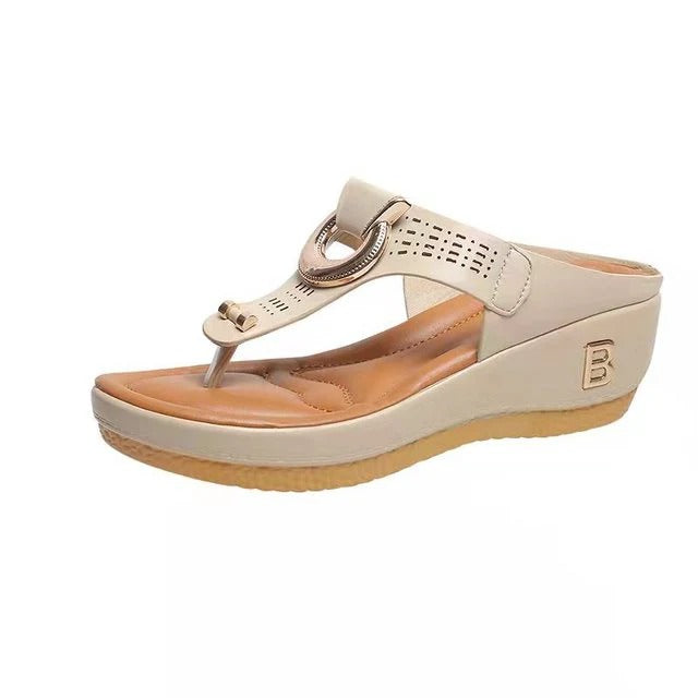 Agafia | Vielseitige und bequeme Wintersandalen