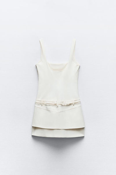 Mini-Kleid mit Layering-Effekt | Quadratischer Ausschnitt | Elegante Details