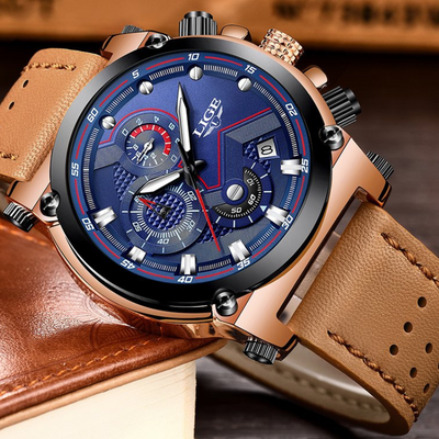 klassische Sportuhr mit braunem Lederarmband