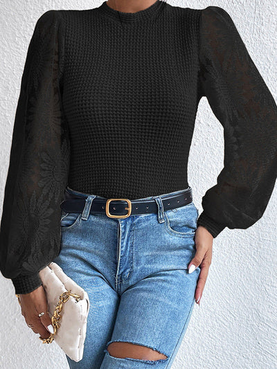 Spitzen-Top mit Strickmuster | Florale Ärmel | Elegante Leichtigkeit