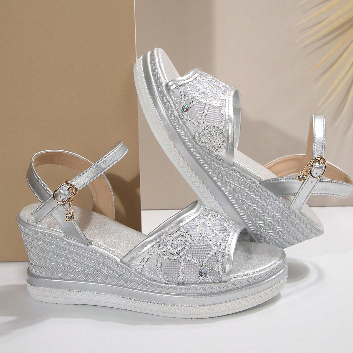 Cara - Normale Keilab Klobige Sandalen