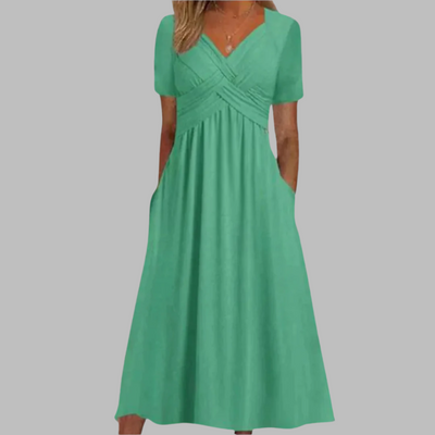 Fidela – Ein schmeichelhaftes und elegantes Kleid