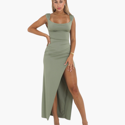 Dagmar | Figurbetontes Schlitzkleid mit Raffungen