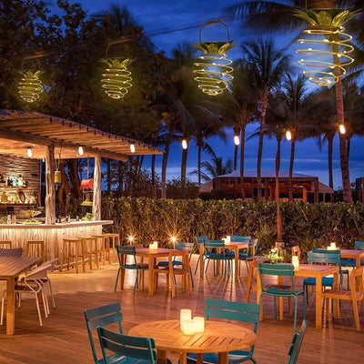 PineGlow™ – Tropisches Licht für magische Nächte