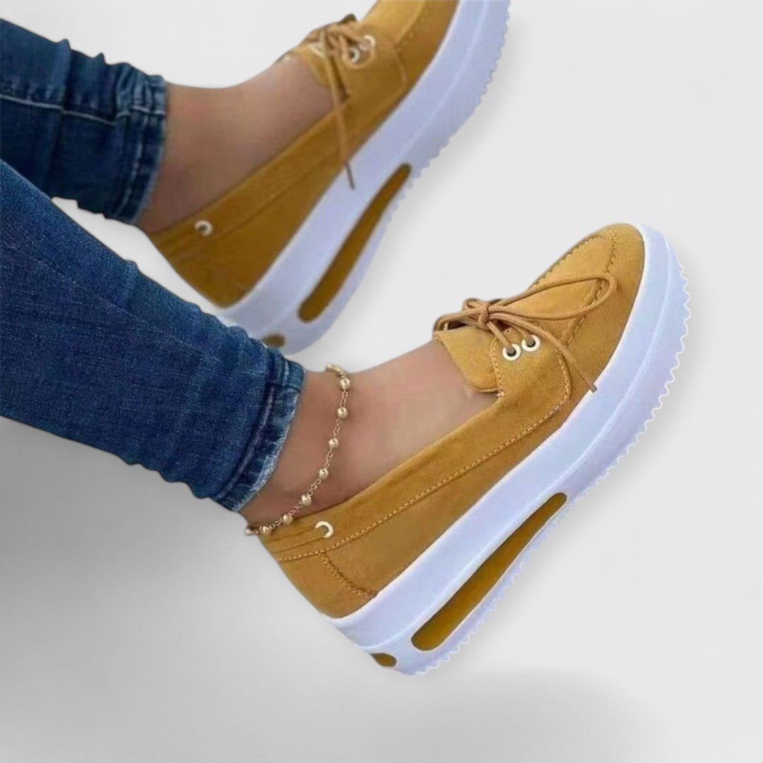 KRIS | Stilvolle Schnürsneaker