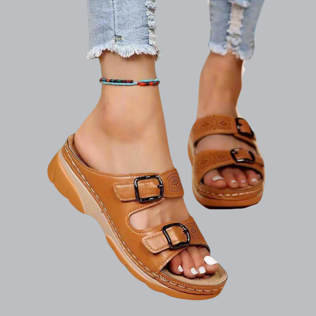 Christa™ | Keilsandalen