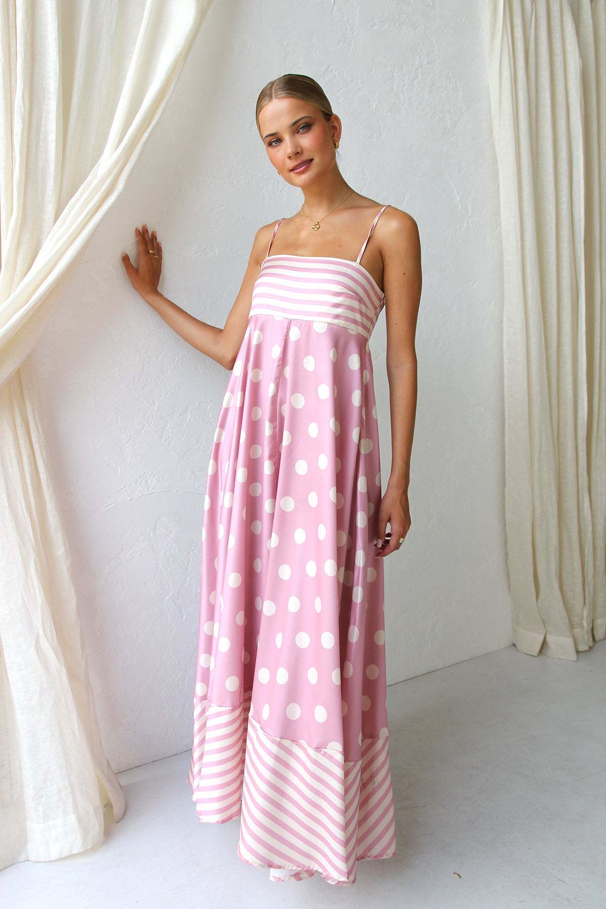 Maxikleid mit Trägern | Eleganter Schnitt | Fließende Silhouette