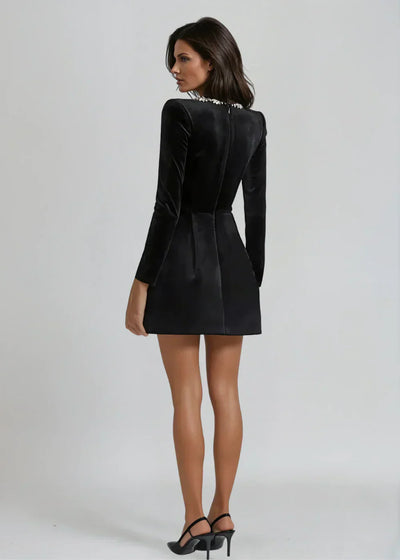 Vera | Kurzes Kleid mit quadratischem Ausschnitt