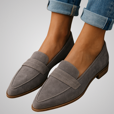 Cloe™ | Samtige Chic Slipper