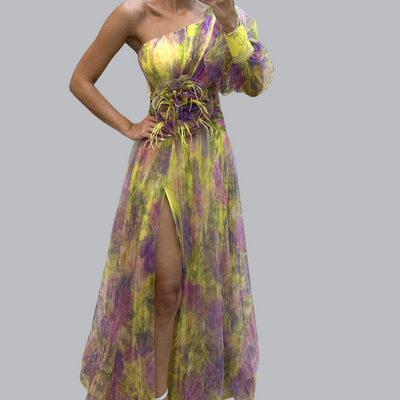 Amira™ | Asymmetrisches Tüllkleid mit floraler Applikation