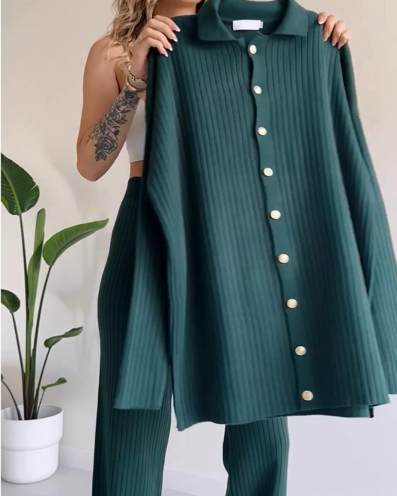 Strick-Set in Rippoptik | Hemdjacke mit Knöpfen | Weite Hose