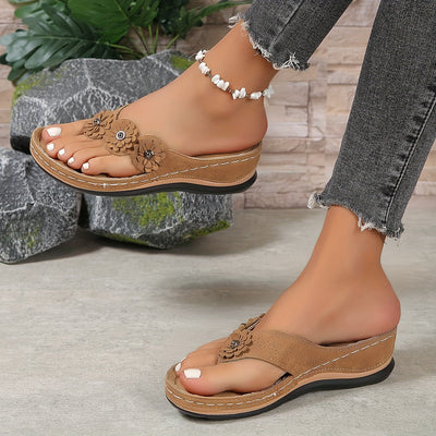 Alia – Orthopädische Sandalen