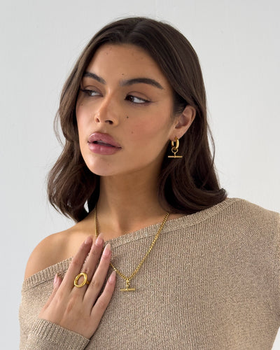 Goldener Ovaler Ring mit Hohlem Design – Zeitlose Eleganz für jeden Anlass