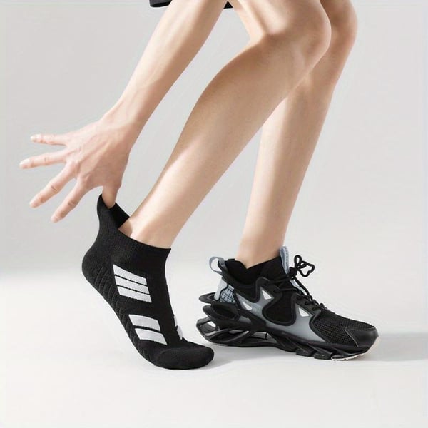 SwiftStep – Atmungsaktiv Rutschfest Streifen Sport Socken