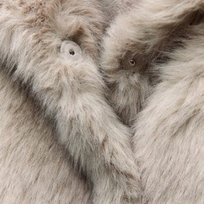 Mara | Flauschiger Mantel für Damen