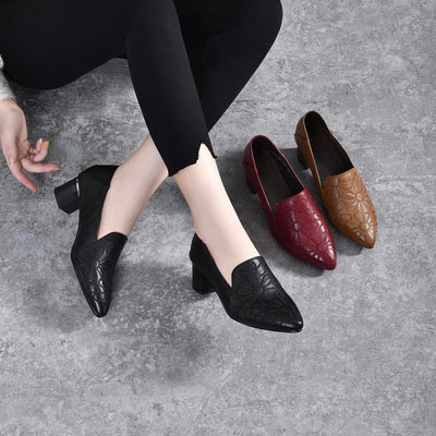 Tonette - Weiche vegane Leder Pumps mit Stickerei