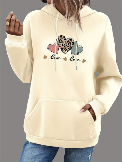 Elara™ – Be Loved Hoodie mit Herzaufdruck