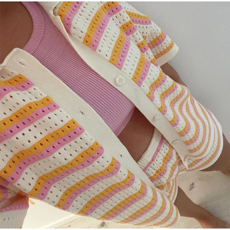 Strick-Zweiteiler mit Streifen | Retro & Lässig | Sommerlook mit Wohlfühlfaktor