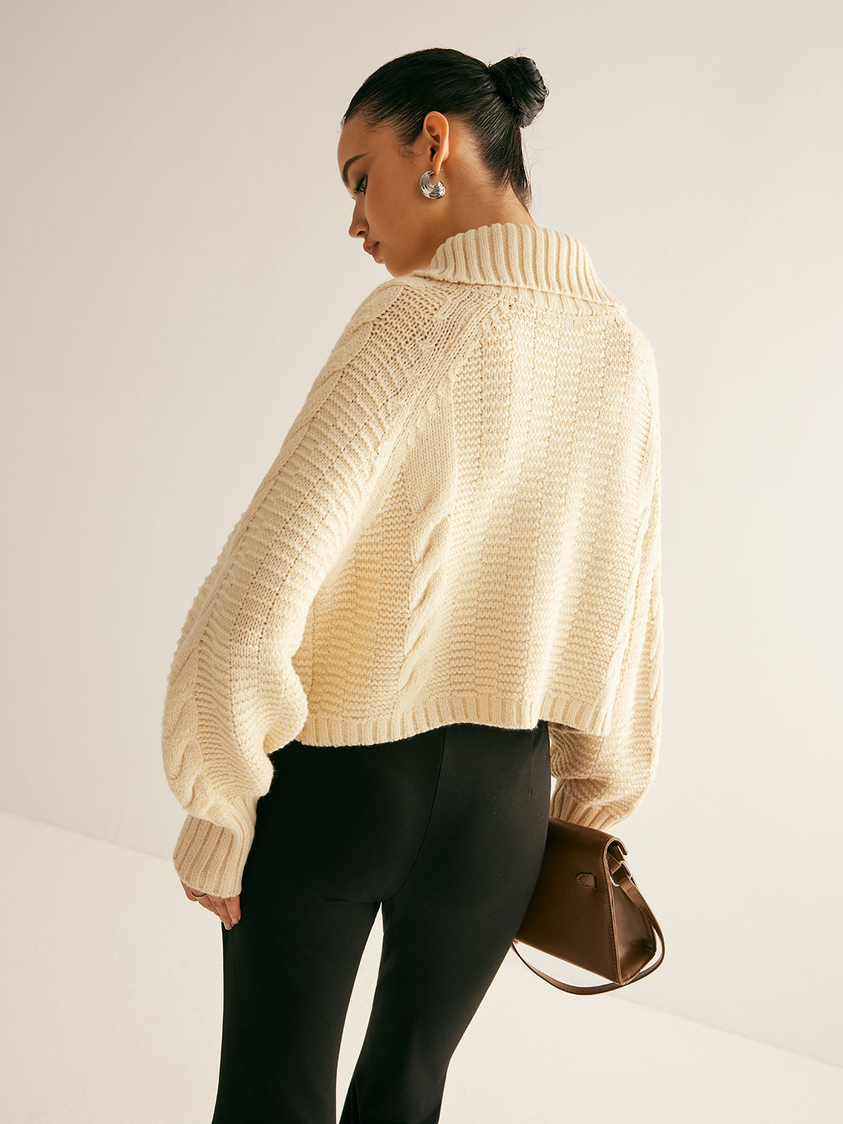 Strickjacke mit Stehkragen | Goldknöpfe | Strukturmix