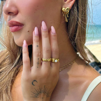 Meltdown Ohrringe aus Gold oder Silber – Hypoallergen & Einzigartiges Design