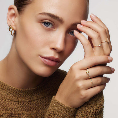 Mondstein Muse Ring | Gold