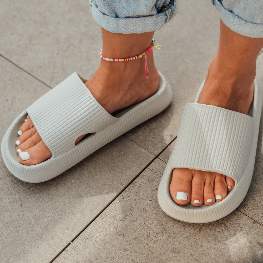 Slide-Sandale mit Strukturband | Extra-Sohle | Bequem & Modern