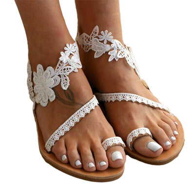 Aleena - Elegante Damen Hausschuhe mit Blumenmuster und Spitze