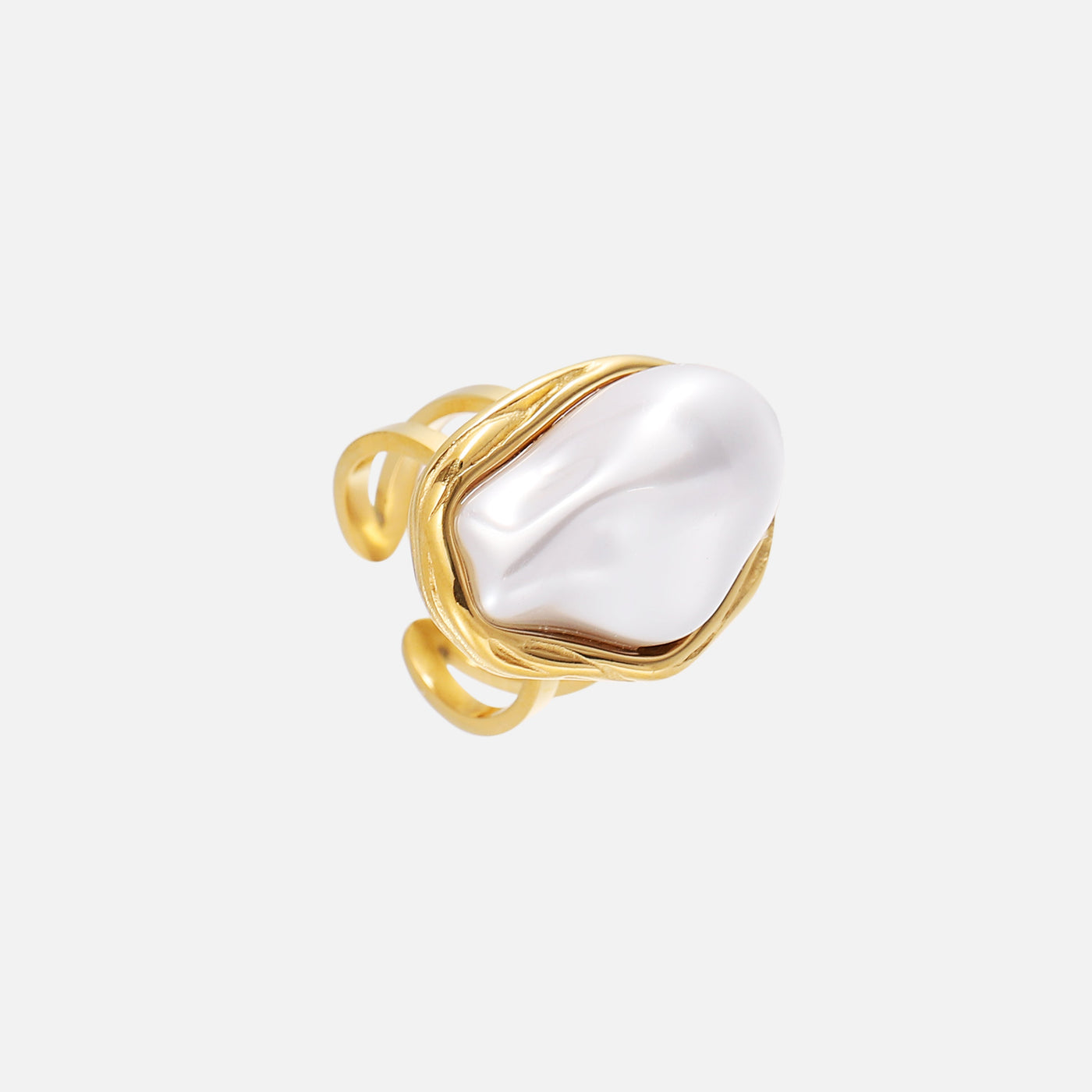 Goldener Ring mit Unregelmäßiger Perle – Organisch & Elegant