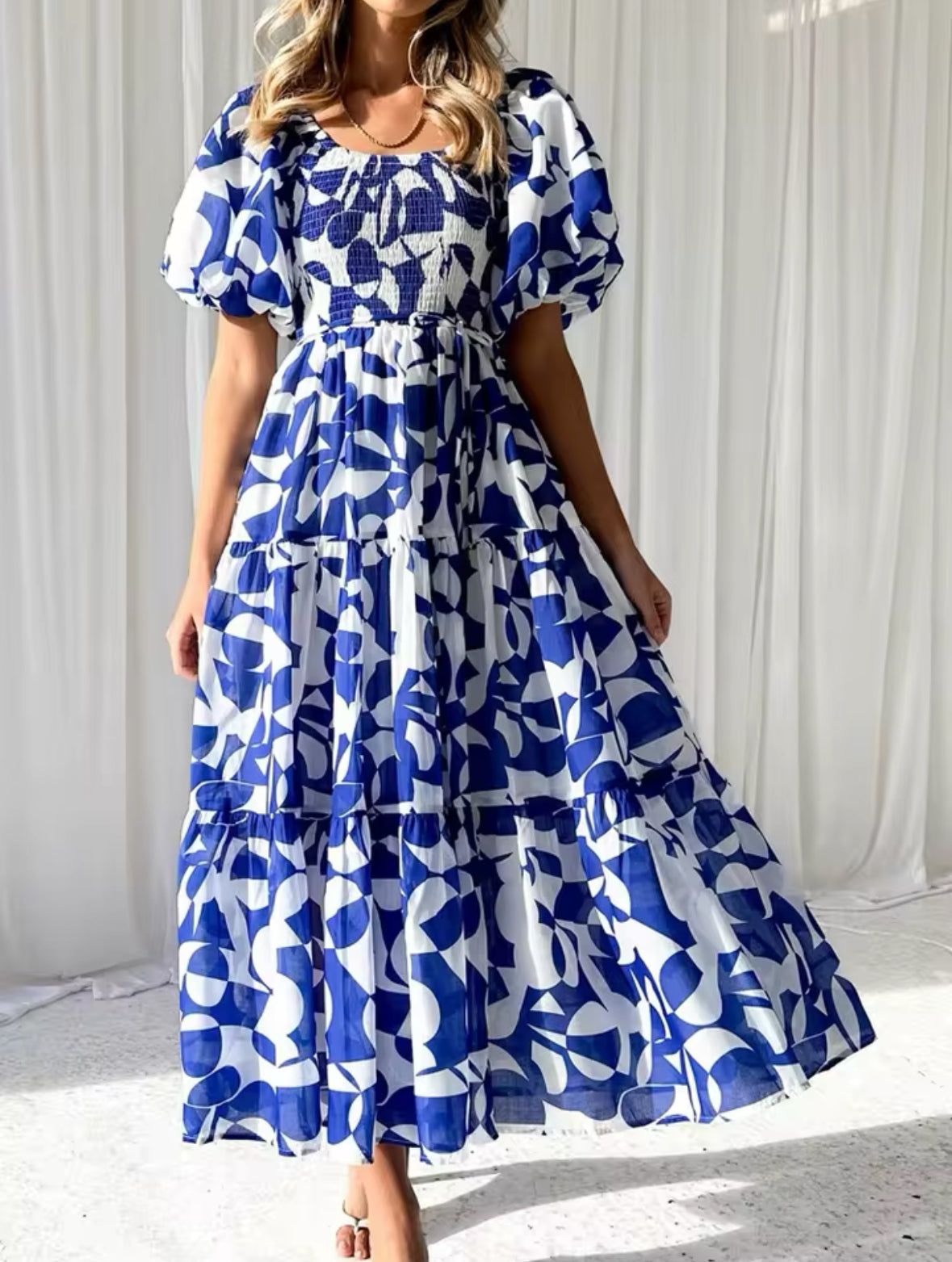 Sachi - Lockeres Freizeitkleid mit Puffärmeln