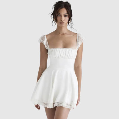 Kira | Viereck Ausschnitt mit Spitze Mini Dress