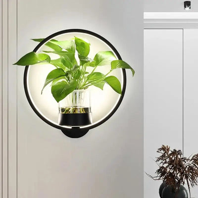 GlowPlant™ – Wandlicht mit Stil & integriertem Pflanzgefäß