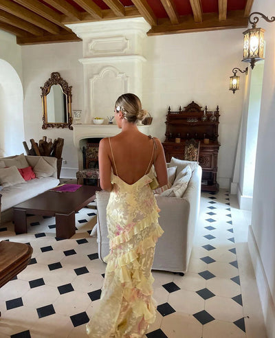 Estella Rüschen-Maxikleid mit offenem Rücken und fließendem Schnitt