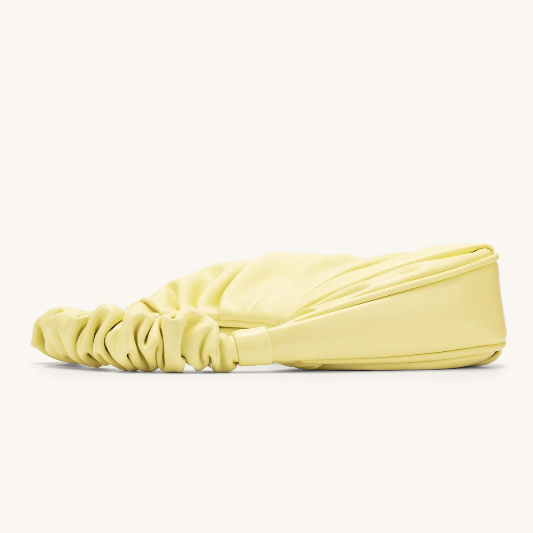 Handtasche mit Raffung | Halbmond-Form | Modisch & Modern