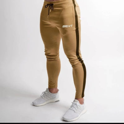 Sportliche Slim Fit Herren Jogginghose