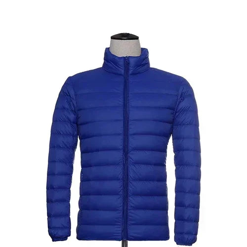 Remi | Sleek Ultralight Design Herren-Kapuzenjacke