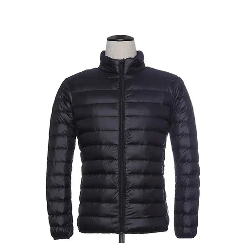 Remi | Sleek Ultralight Design Herren-Kapuzenjacke