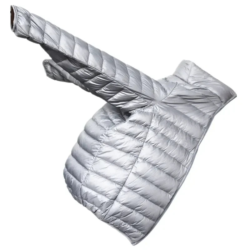 Remi | Sleek Ultralight Design Herren-Kapuzenjacke