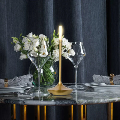 Elegante skandinavische Design-Kerzenlampe