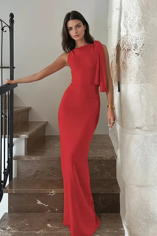 Lya | Langes Asymmetrisches Kleid mit geknüllter Schulter