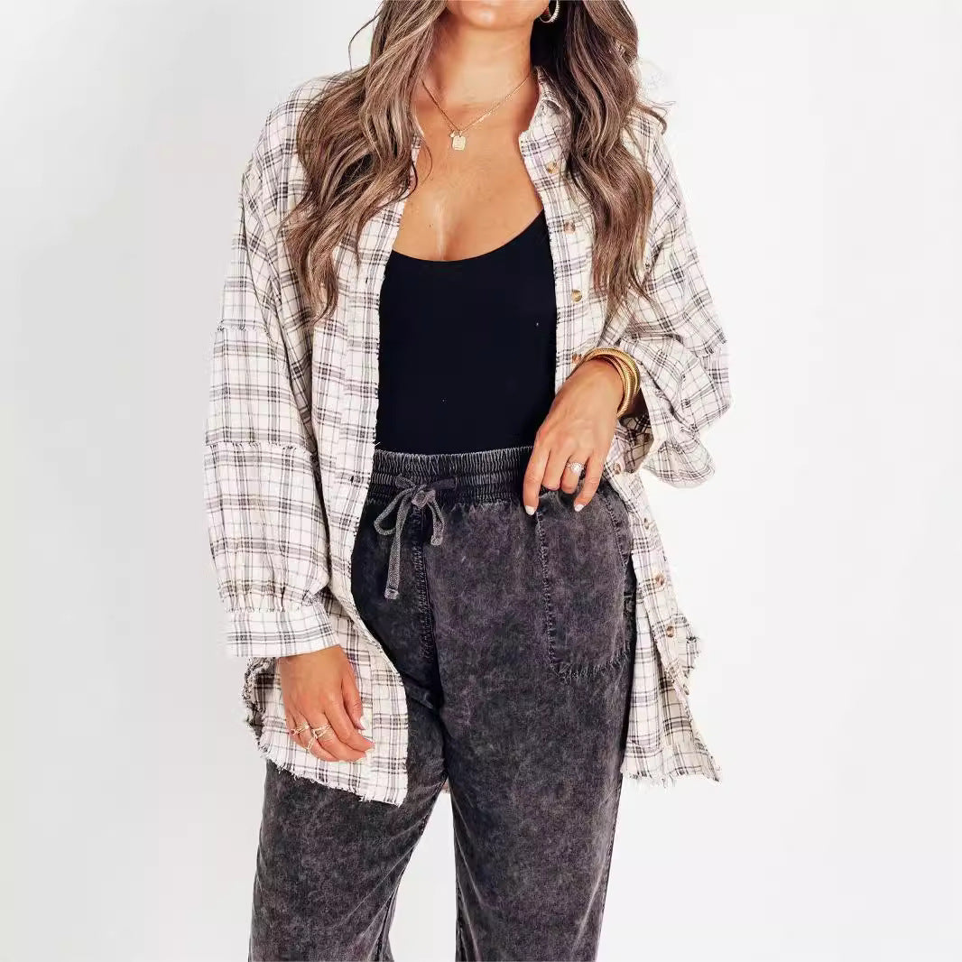 Damen Karobluse im lässigen Schnitt mit tiefem V-Ausschnitt und überschnittenen Schultern Fudus