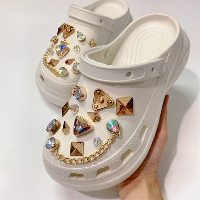 Damen Komfortable Clogs mit modischen Verzierungen Fudus