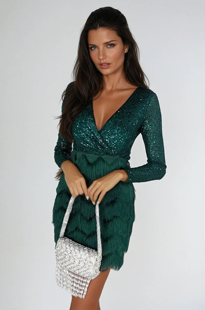 Paillettenkleid mit Fransenrock | V-Ausschnitt | Glanzvoller Auftritt