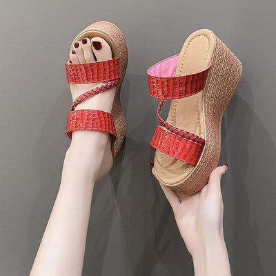 Damen Wedge-Sandalen mit geflochtenem Obermaterial und komfortablem Fußbett Fudus