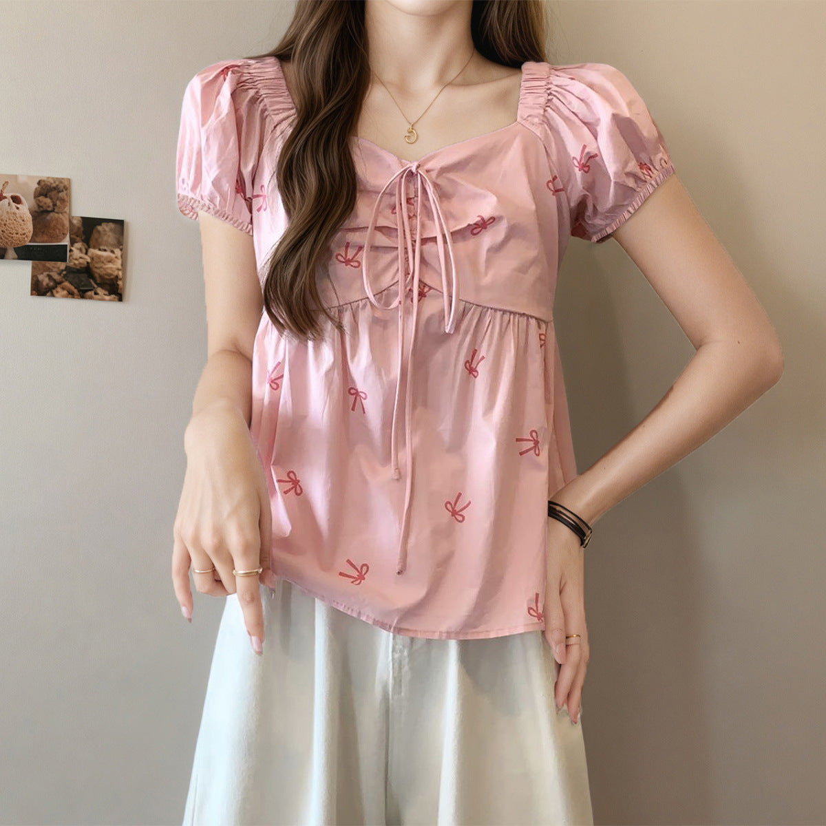 Damen lässiges Oberteil mit Puffärmeln und eleganten Rüschendetails Fudus