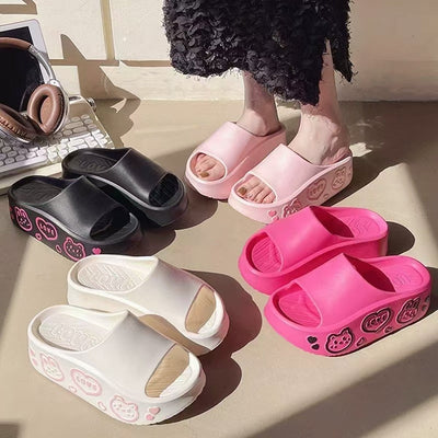 Damen Komfortable und verspielte Plattform-Pantoletten mit tierischen Motiven und rutschfester Sohle Fudus