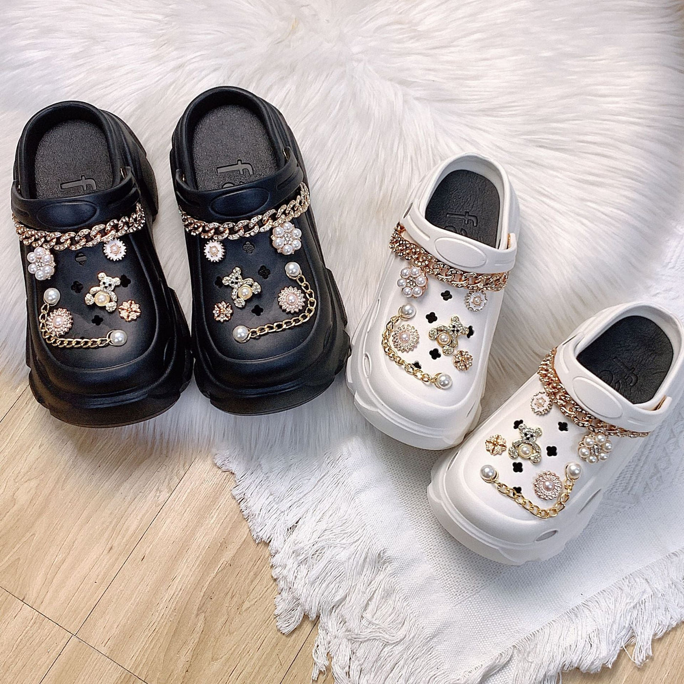 Damen Dekorative Clogs mit funkelnden Applikationen und modischen Verzierungen Fudus