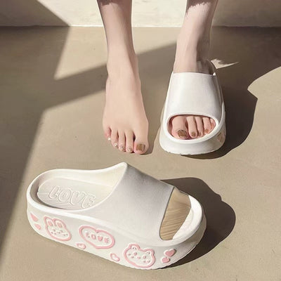 Damen Komfortable und verspielte Plattform-Pantoletten mit tierischen Motiven und rutschfester Sohle Fudus