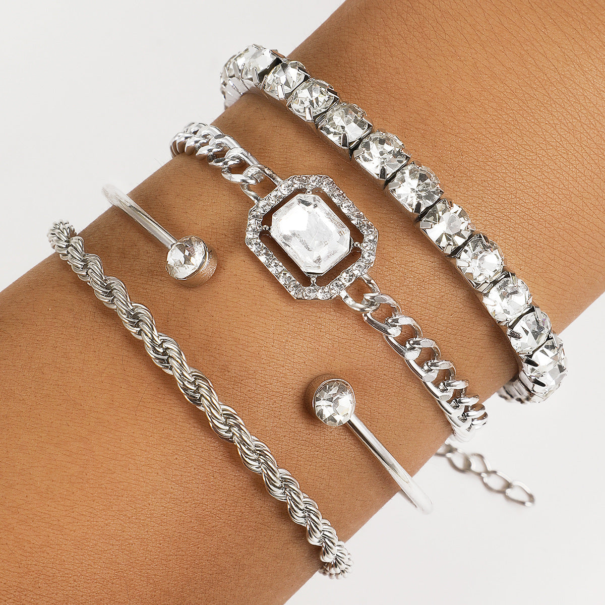 Damen Armband-Set mit Glasperlen -Tragekomfort - Eleganter Stil