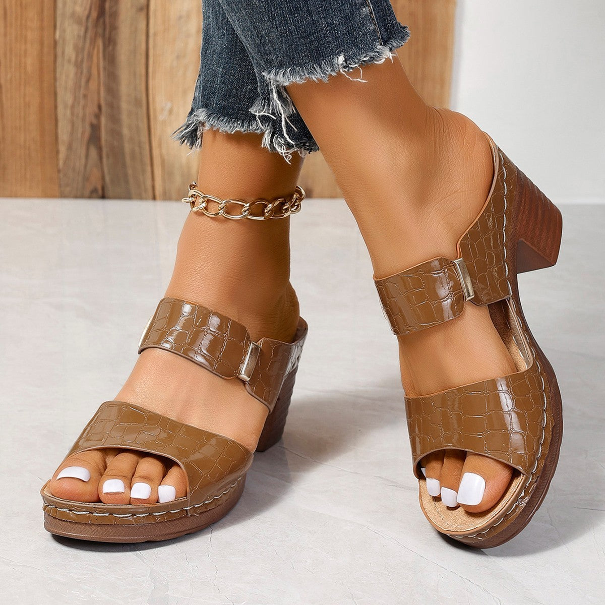 Damen Wedge-Pantoletten mit rutschfester Sohle und modischem Schnallenverschluss Fudus