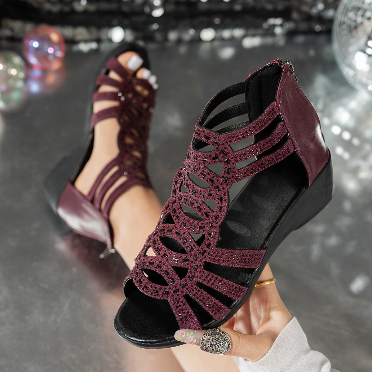 Damen Stilvolle Riemchensandalen mit funkelnden Details Fudus